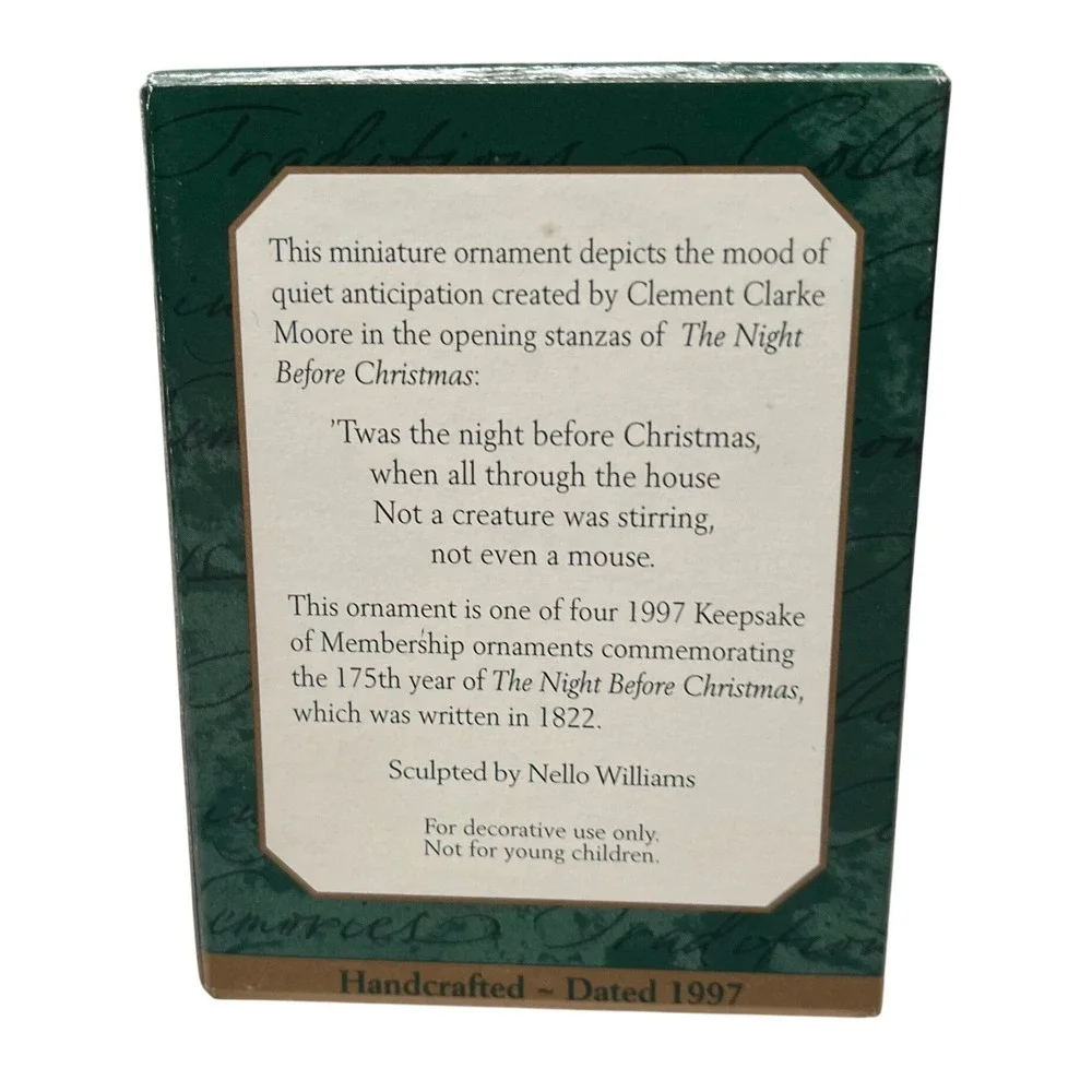Hallmark Keepsake Ornament Collector's 1997 Miniature‎ Ready for Santa Fireplace